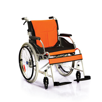 魚躍輪椅車 2600 豪華版